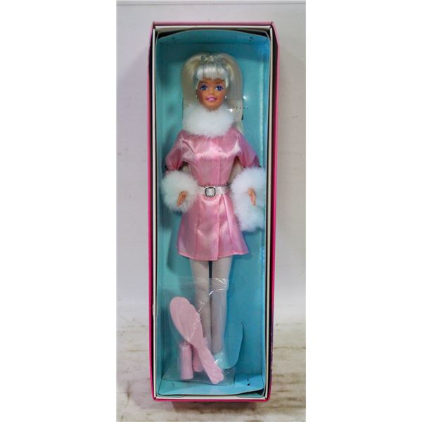 1997 WINTER DAZZLE BARBIE NRFB