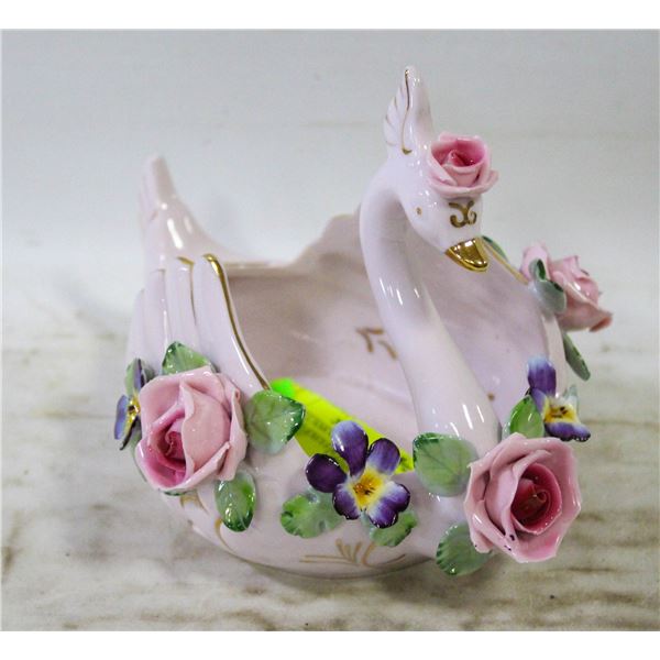 GENUINE L'AMOUR CHINA ENTERPRISE EXCLUSIVE