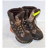 Image 1 : BUSHNELL HIKING BOOTS, MEN’S SIZE 12
