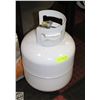 Image 1 : EXPIRES 2032 20LB PROPANE TANK