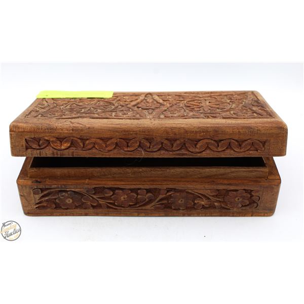 HAND CARVED TRINKET BOX