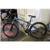 Image 1 : GIANT TALON ULTRALITE MEN'S BIKE (CHAIN IN BAG)