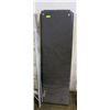 Image 1 : 2 WOODS CAMP REST INFLATABLE CAMPING BEDS