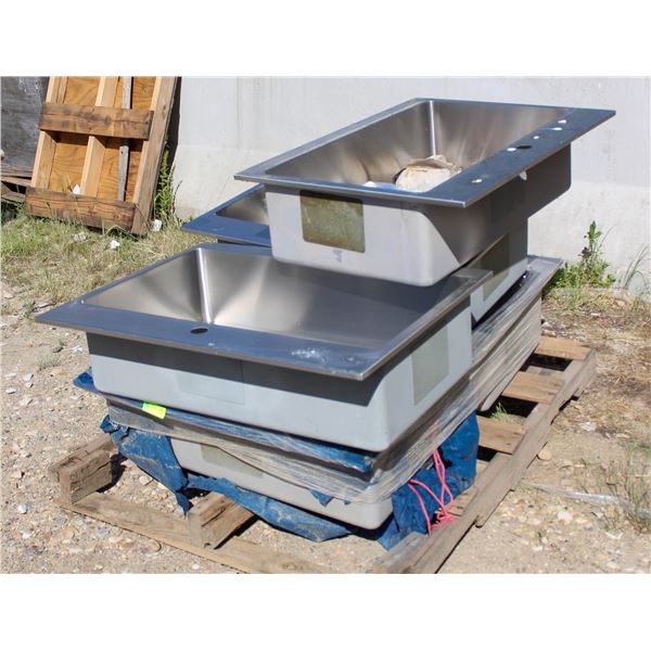 PALLET OF STAINLESS STEEL SINKS