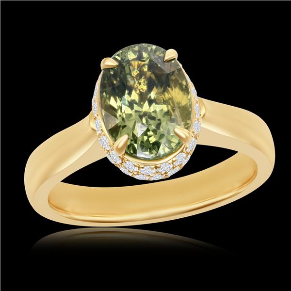 BRILLIANT STARS: Fancy Sapphire and Diamond Ring Set in 18K Yellow Gold