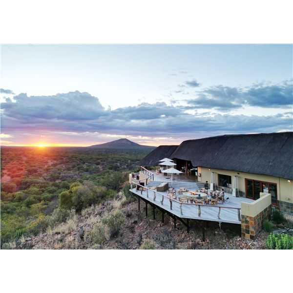 COENRAAD: 7-Day Plains Game Safari for 2 Hunters and 2 NHs in South Africa - Includes Trophy Fees