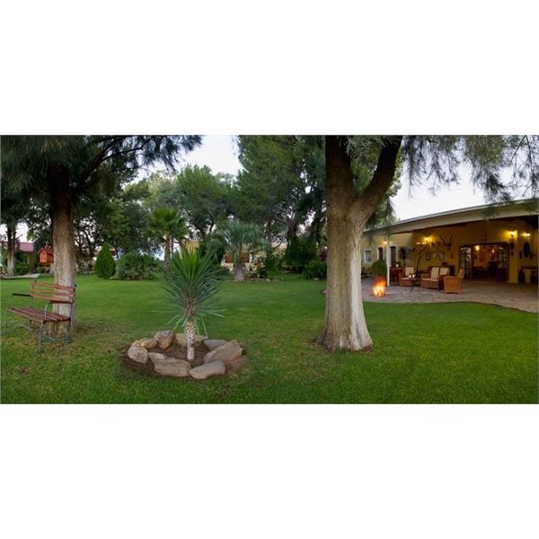 MAKADI: 5-Day Plains Game Safari for Two Hunters and Two NH in Namibia - Includes Trophy Fees