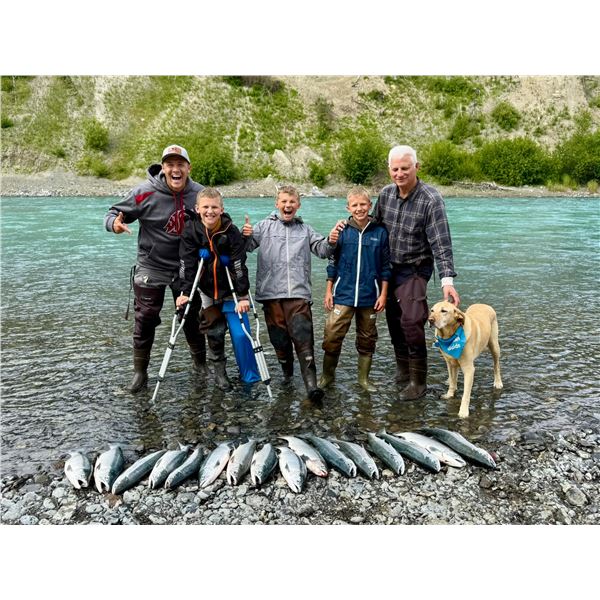 (NEW!) SALMON CATCHER: 5-Day/4-Night Alaskan Fishing Adventure for Two Anglers in Kenai, Alaska