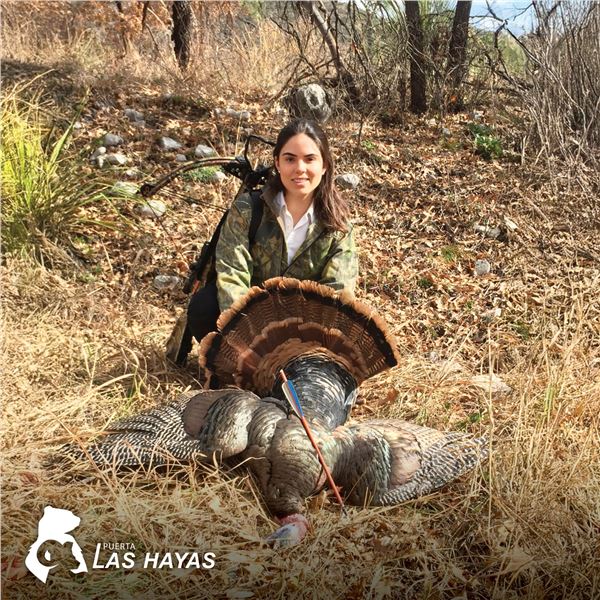 5-DAY/5-NIGHT WILDLIFE CONNECTION ADVENTURE AT PUERTA LAS HAYAS RANCH