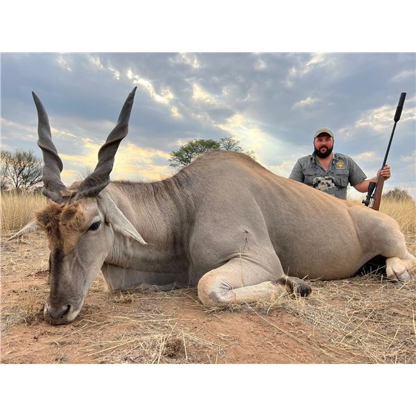 DUBULA HUNTING SAFARIS: 6-Day, 7-Night Safari for Two Hunters in the Eastern Cape of South Africa