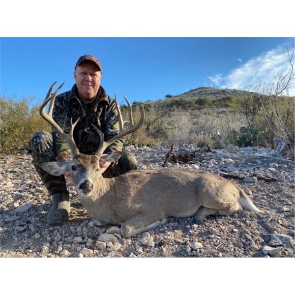 MONARCH RANCH - LOUISE ALLEN FOUNDATION: 3-Day, 2-Night Texas Trophy Whitetail Hunt for One Hunter a