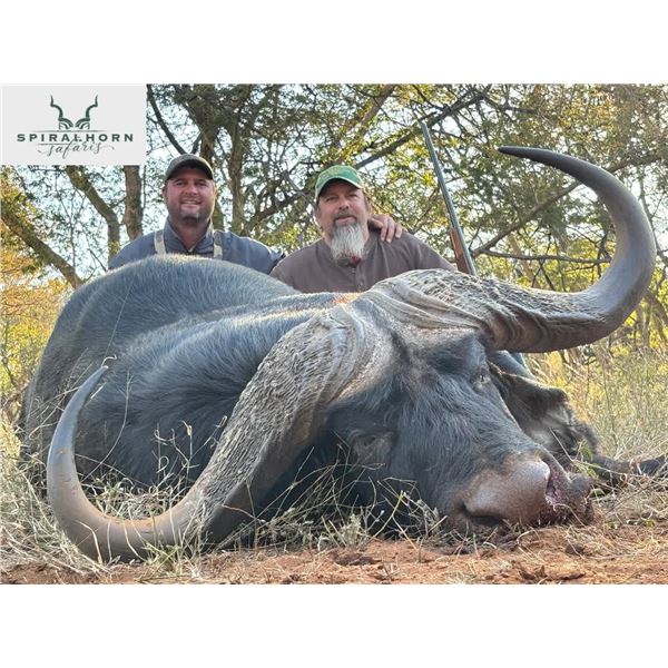 SPIRALHORN SAFARIS: 5-Day Limpopo Safari for Two Hunters and Two Observers
