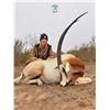 Image 1 : RESERVE RANCH: 3-Day Texas Hunt for Scimitar Horned Oryx for One Hunter and One Observer