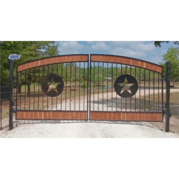 CAROLLO FENCE AND IRON: Fence And Iron Custom Iron Gate