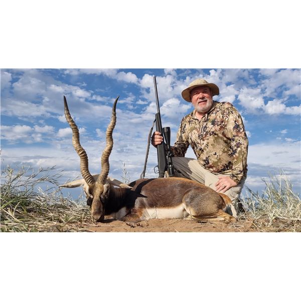 POITAHUE HUNTING RANCH: 6-Day Argentina Red Deer Hunt for Two