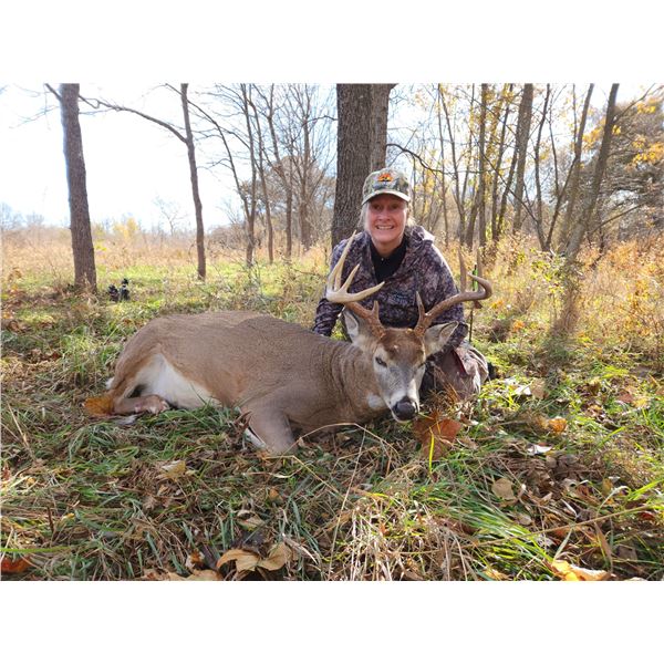 5-Day Trophy Whitetail Hunt for One (1) Hunter in Kansas