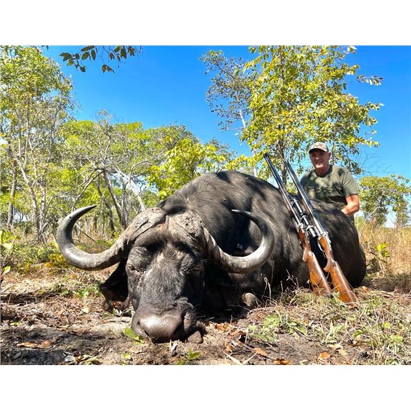 10-Day Niassa Mozambique Africa Cape Buffalo Hunt for Two (2) Hunters & Two (2) Non Hunters