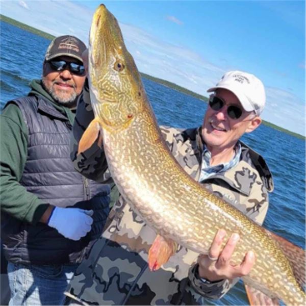 4-day Saskatchewan Fishing Adventure for Four Anglers