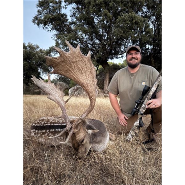 5-day Spain Big Game Hunt and "Old Madrid" Day Tour for One Hunter and One Non-hunter