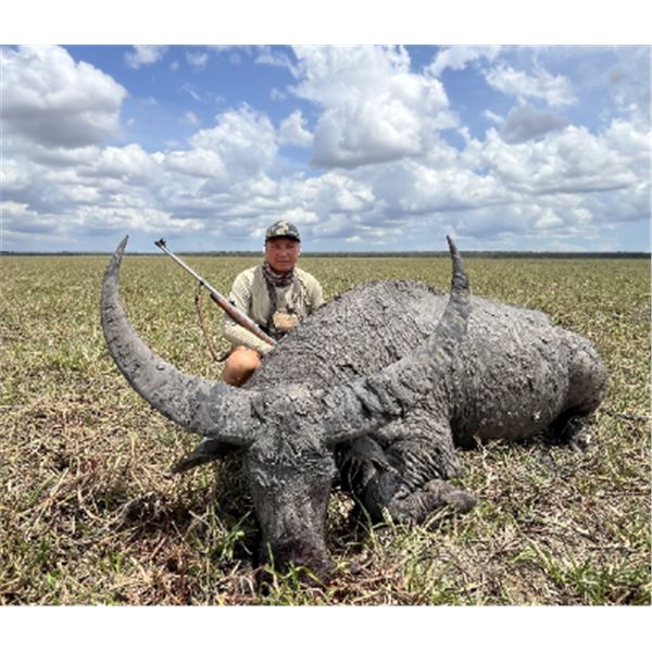 7-day Australia Buffalo Hunt for One Hunter and One Non-hunter