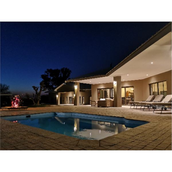 7-day Namibia Plains Game Hunt for Two Hunters and Two Non-hunters