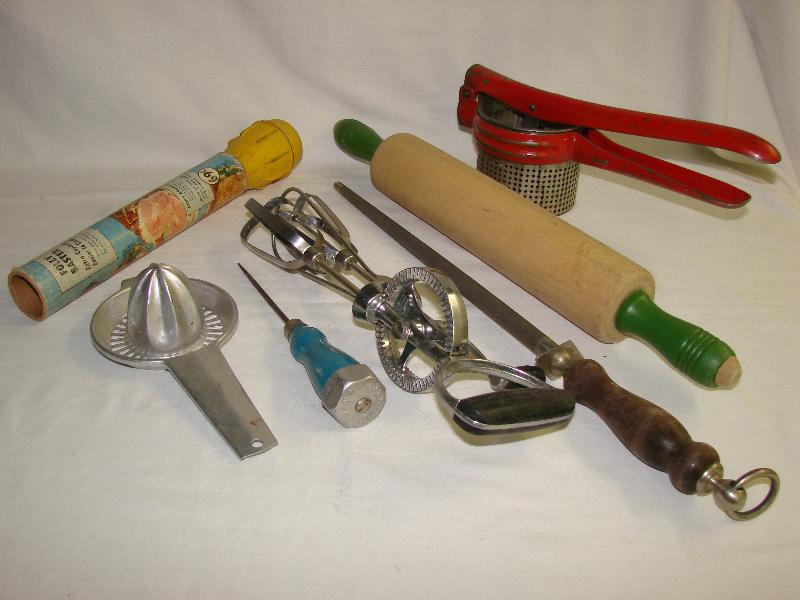 7 Vintage Kitchen Utensils Glass Baster