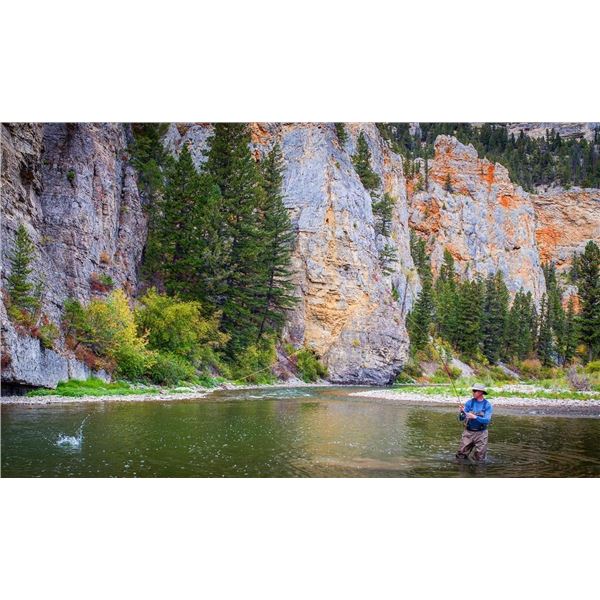 Flyfishing under the Big Sky of Montana for 2 with PRO Outfitters