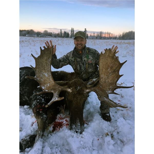 6-day Rifle Moose Hunt with Northern Lights Outfitting AB Canada