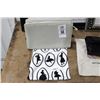 Image 1 : New Whiting Davis Ladies Bone Clutch