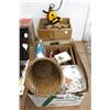 Image 1 : Asst. Décor, Plush Toys - 2 Boxes