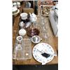 Image 1 : Glass Parfaits, Divided Dish, Floral Picture, Bird Figurines, Décor