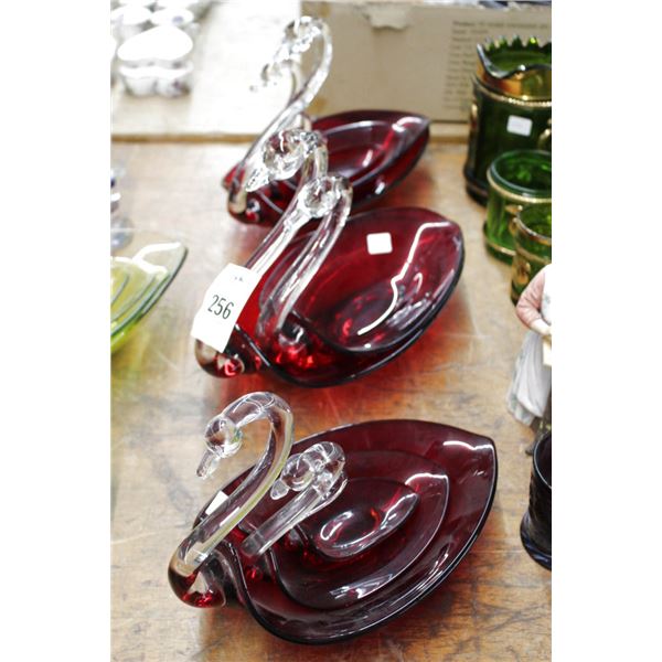 Red Art Glass Swan Bowls - 9