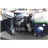 Image 1 : Xbox 360 Gaming Console w/Destiny Accessory