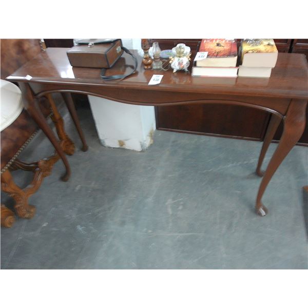 Mahogany Queen Anne Hall Table