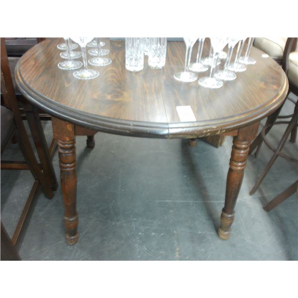 Vintage Oak Round Spun Leg Dining Table w/2 Chairs