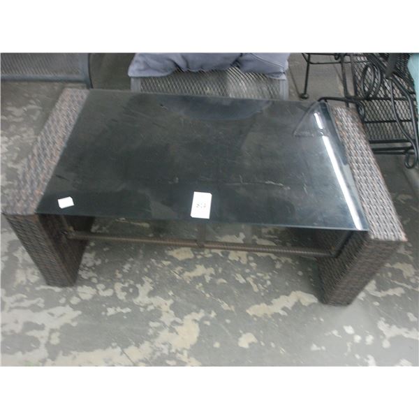 Wicker Style w/Glass Top Patio End Table