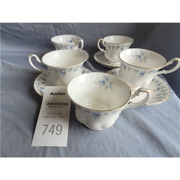 Royal Albert Memory Lane  A