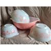 Image 1 : Vintage Pyrex Pink Gooseberry Cinderella Bowls A