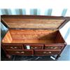Image 6 : Vintage A-P Blanket Chest C