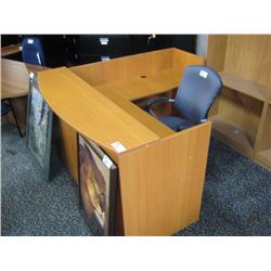 Cherry L-Shaped Gallery Reception Desk