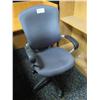 Image 1 : Grey Multilever Ergonomic Task Chair