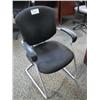 Image 1 : Black Client Chair