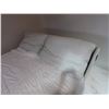 Image 2 : Natuzzi White Leather Storage Bed 82" x 92" x 38"H