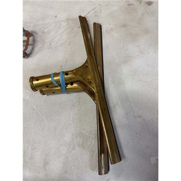 Squeegee
