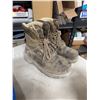 Image 1 : Dakota boots size 7W
