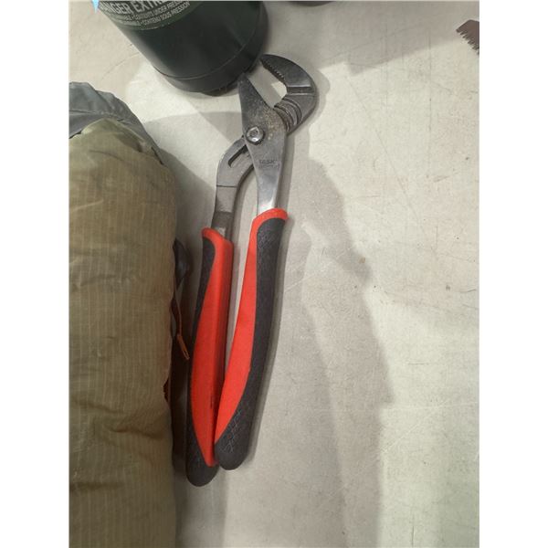 Task wrench