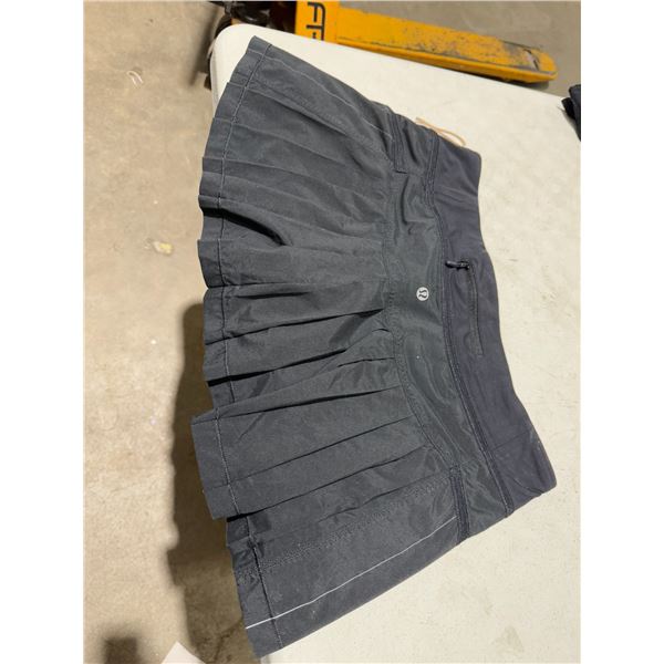 Lulu skort size 10