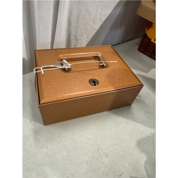 Vintage burg wachter Germany cashbox