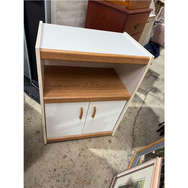 Kitchen stand, rolling