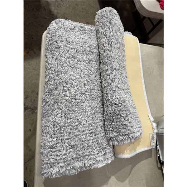 Roots home bath mats